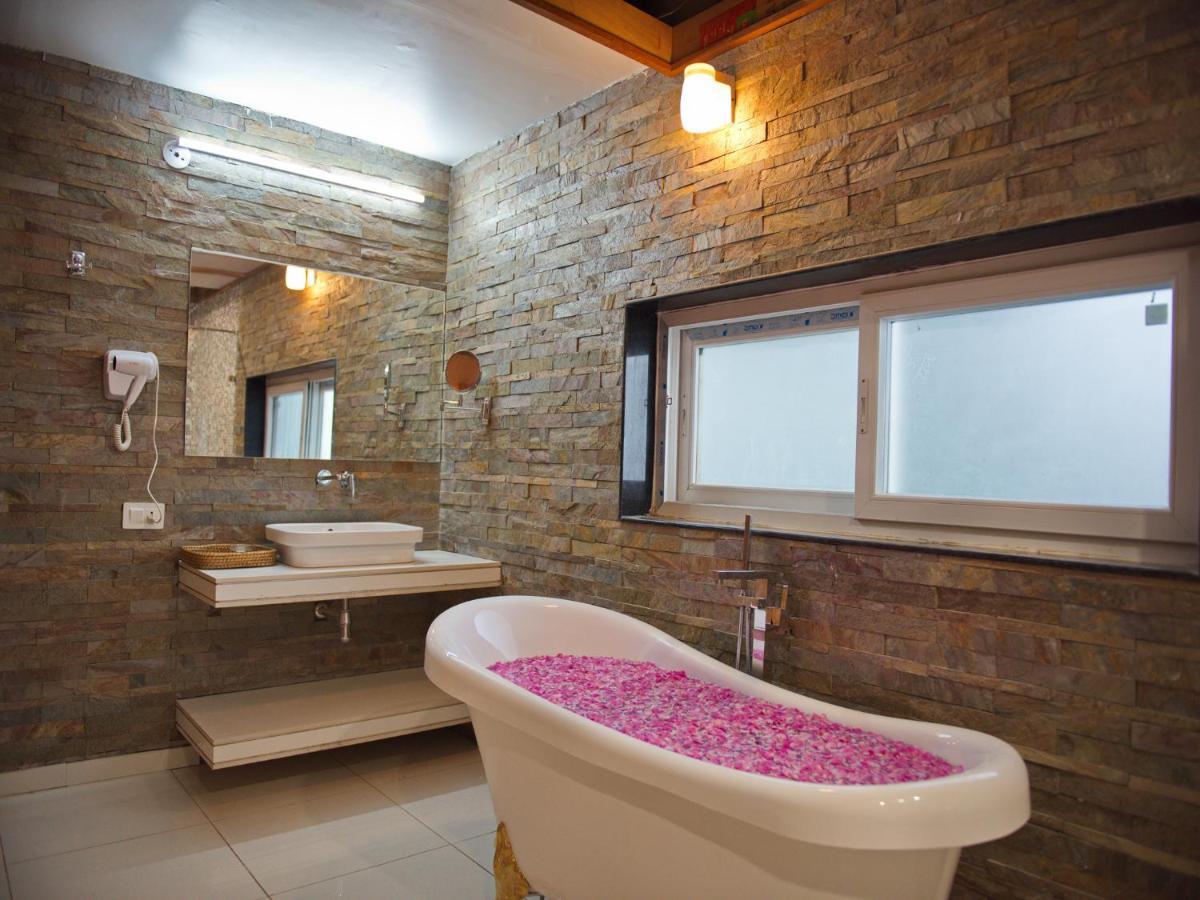 Wild Rose Resort And Spa Pushkar Exterior photo